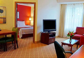 Hotel By Marriott Cleveland 3*