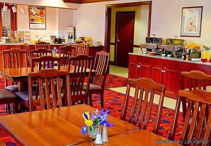 Hotel By Marriott Cleveland 3*