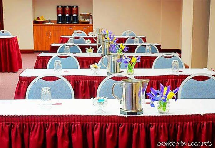 Hotel By Marriott Cleveland Beachwood