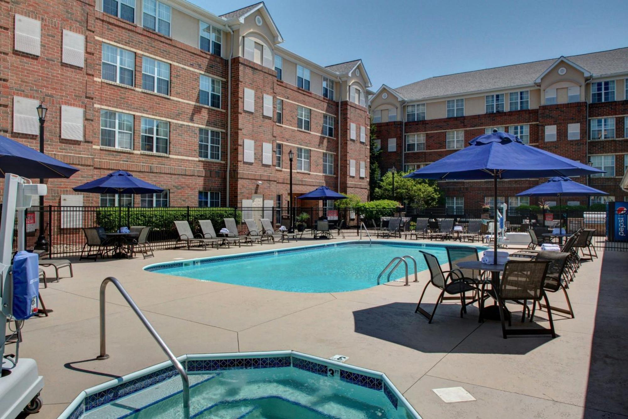 Hotel By Marriott Cleveland