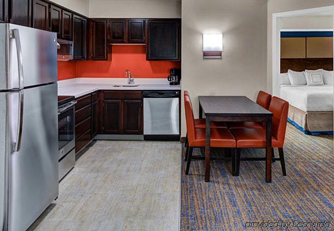 By Marriott Cleveland 3*