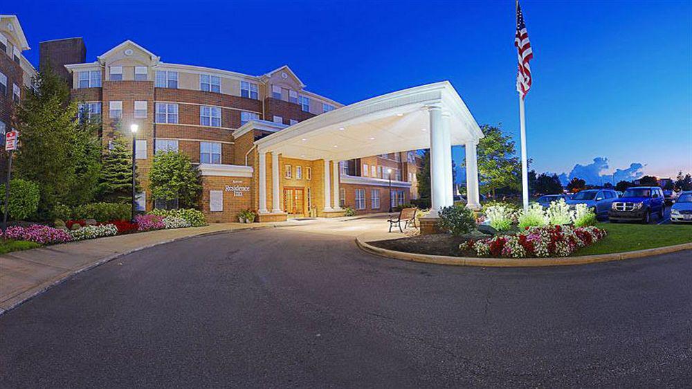 Hotel By Marriott Cleveland Beachwood