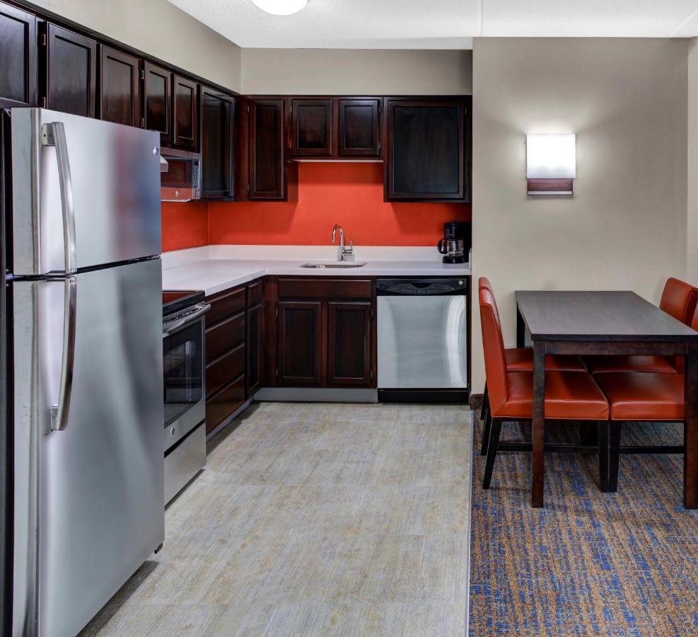 Hotel By Marriott Cleveland