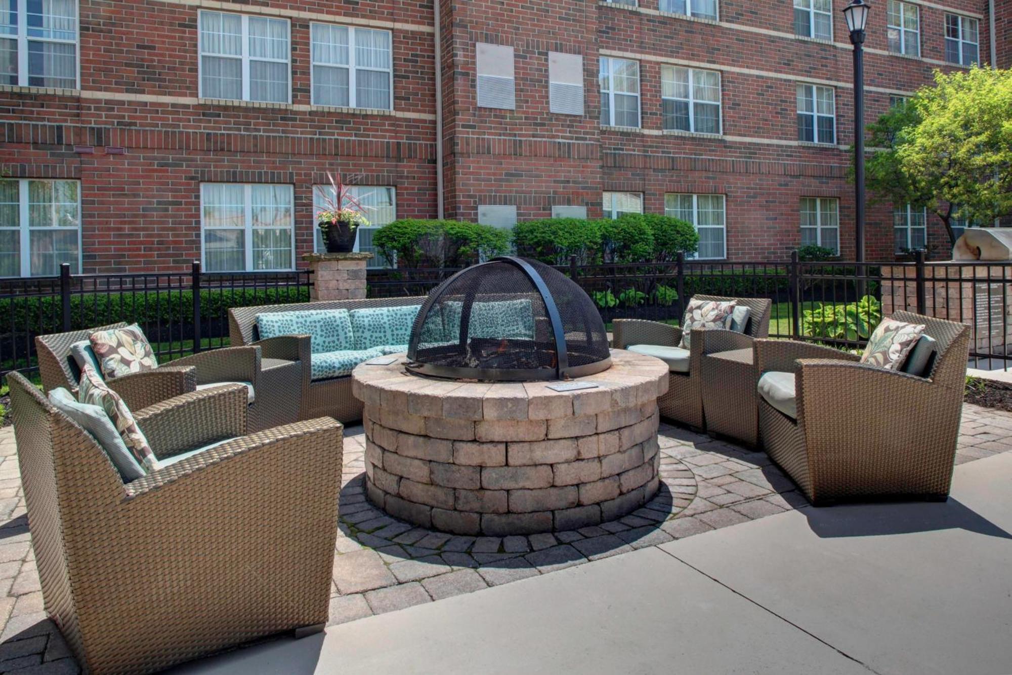 By Marriott Cleveland Hotel